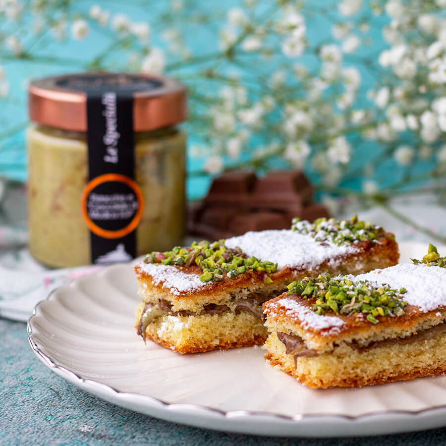 Merenda con la crema di Pistacchio e Cioccolato di Modica IGP Sciara Bronte